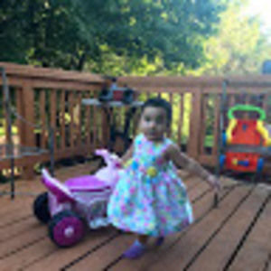 Meet your Posher, Elissa